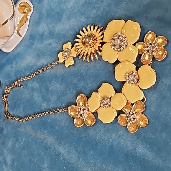 Vintage lot of 5 pieces of jewelry, JJ brooch, enamel flowers necklace - Picture 13 of 16